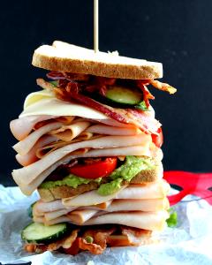 1 sandwich (219 g) Grand Turkey Club (No Mayo)