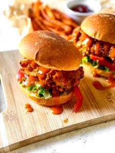 1 sandwich (241 g) Buffalo Chicken Sandwich - Crispy