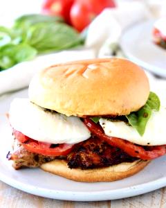 1 sandwich (400 g) Mozzarella Chicken Sandwich