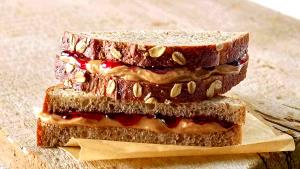 1 sandwich (4.5 oz) Panera Kids Peanut Butter & Jelly Sandwich