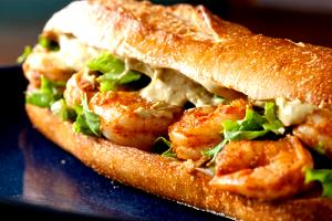 1 sandwich (9 oz) Pasilla Lime Shrimp Sandwich