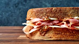 1 Sandwich Full Smoked Ham & Swiss On Rye Cafe Sandwich