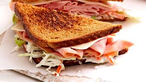 1 sandwich Heritage Ham & Swiss