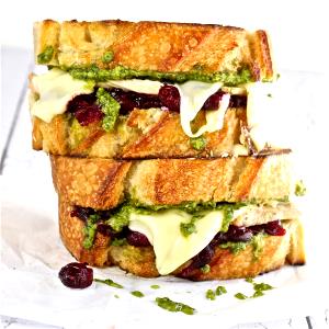 1 sandwich Turkey Cranberry Pesto Sandwich