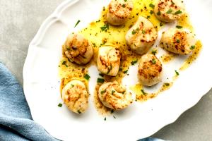 1 Scallop Baked or Broiled Scallops