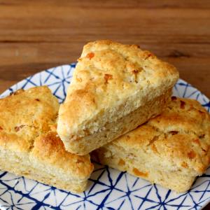 1 scone (5 oz) Apricot Scone