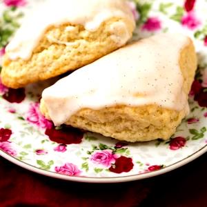 1 scone (64 g) Glazed Vanilla Bean Scones