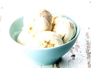 1 Scoop Vanilla Ice Cream