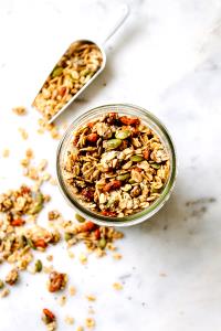 1 serving (1 oz) Gojiberry Granola