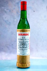 1 serving (1 oz) Maraschino Liqueur