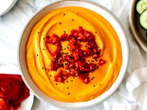 1 serving (1 oz) Roasted Red Pepper Hummus