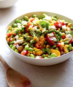 1 serving (11 oz) Edamame Succotash Salad (1500)