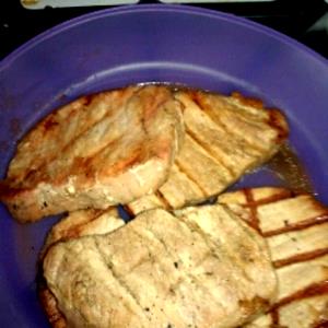 1 Serving (135.0 G) Pork Top Loin Chops, cooked