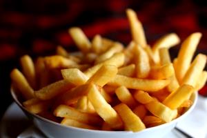 1 serving (140 g) French Fries (Regular)