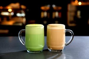 1 serving (16 oz) Citrus Green Tea Latte (Grande)