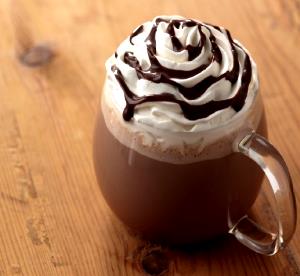 1 serving (16 oz) Signature Hot Chocolate (Grande)