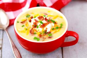 1 serving (180 g) Cheesy Potato Soup (Cup)