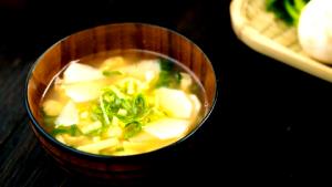 1 serving (198 g) Vegetable Miso Soup