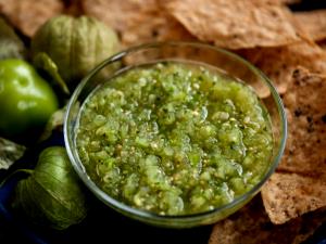 1 serving (2 oz) Green Tomatillo Salsa