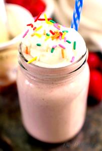 1 serving (20 oz) Strawberry Milk Shake (Large)