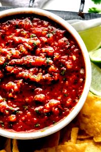 1 serving (28 g) Roasted Chipotle Salsa