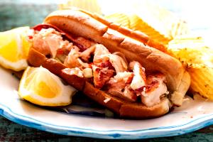 1 serving (3 oz) Lobster Roll