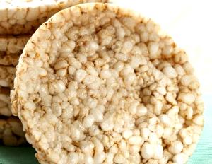 1 serving (30 g) Crazy Rice Crackers