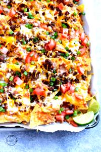 1 serving (342 g) Classic Nachos - Beef Supreme