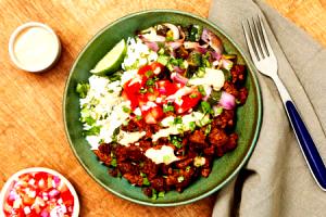 1 serving (391 g) Saucy Steak Burrito Bowl