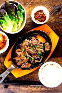 1 serving (4 oz) Bulgogi Seasoned Korean Inspired Beef