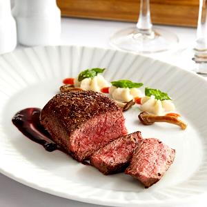 1 serving (4 oz) Top Sirloin Filet