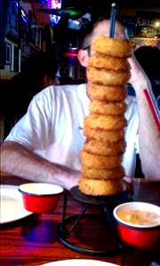 1 serving (546 g) Towering Onion Rings