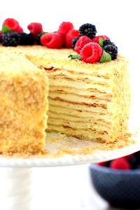 1 serving (71 g) Napoleon Cake