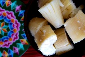 1 serving (7.5 oz) Boiled Yuca