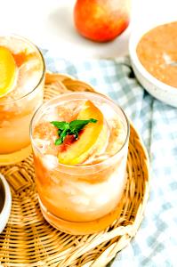 1 serving (8 oz) Peach Lemonade