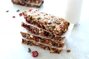 1 Serving All-Natural Cranberry-Sunflower Granola Bar Mix