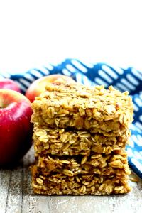 1 serving Apple Peanut Butter Power Bar