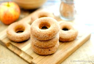 1 Serving Apple & Spice-Yeast Donuts