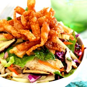 1 Serving Asian Chicken Salad With Crispy Chicken Strips