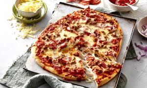 1 Serving Beef İn 2-3 Topping Large Pizza