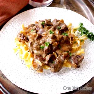 1 Serving Beef Stroganoff Meal, Frozen