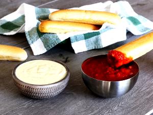 1 Serving Breadstick Dipping Sauce (3 Oz)