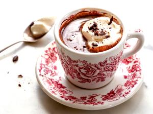 1 Serving Cafe And Cocoa With Whip - Whole Milk - 20 Oz.