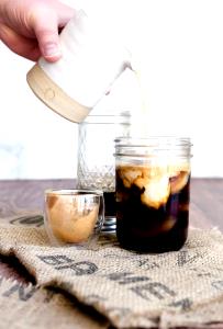 1 Serving Iced Caffe Latte - Medium