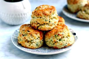 1 Serving Cheese And Herb Biscuits