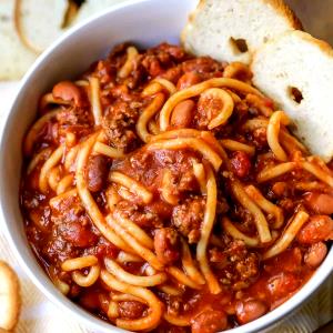 1 serving Chili Spaghetti (Large)