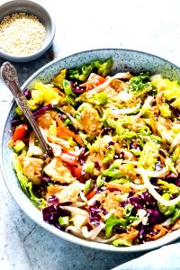 1 serving Chinese Chicken Salad (Large)