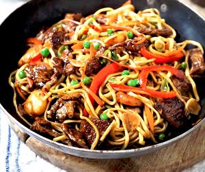 1 Serving Chow Mein With Pork