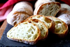 1 Serving Ciabatta Ficelle Bread