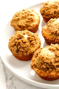 1 Serving Cinnamon Crumb Muffin